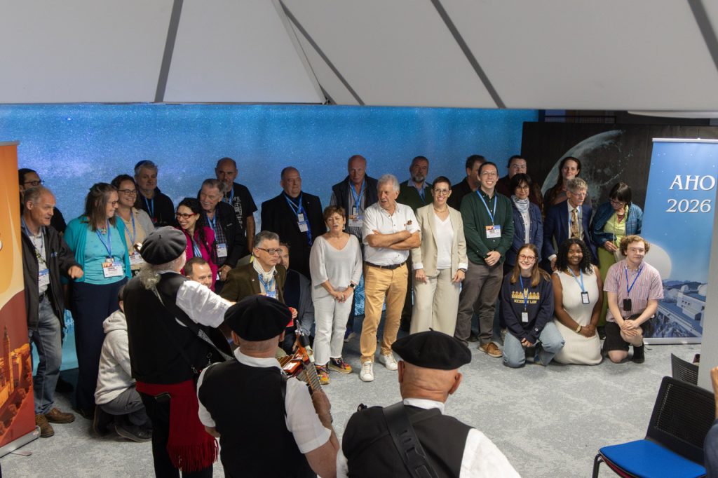 Membres AHO at pic du Midi assembled for the declaration of science